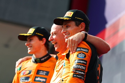images-amp-Yv87EDZ0-s2-lando-norris-mclaren-oscar-pia-2