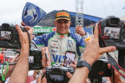 images-amp-YpNR5QW0-s2-isack-hadjar-racing-bulls