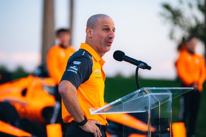 images-amp-YXyp5d56-s2-tony-kanaan-arrow-mclaren-team