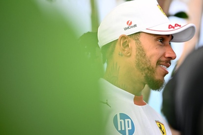 images-amp-YP3vxB32-s2-lewis-hamilton-ferrari