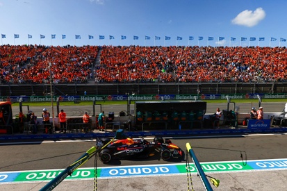 images-amp-0qX7jlB6-s2-max-verstappen-red-bull-racing