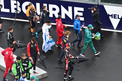 images-amp-0JBZ14Q0-s2-pilotos-tras-el-himno