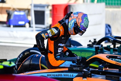 images-amp-Y993dxbY-s2-daniel-ricciardo-mclaren-en-pa