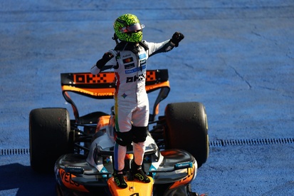 images-amp-YMX33vm2-s2-lando-norris-mclaren-2