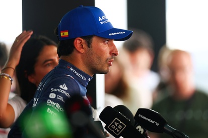 images-amp-0ZR9D7R0-s2-carlos-sainz-williams