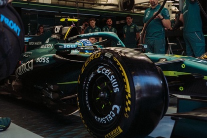 images-amp-68VWd882-s2-fernando-alonso-amr26-aston-ma