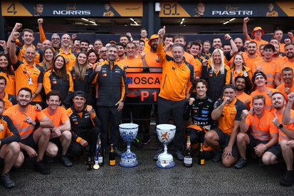 images-amp-2y3e9Ny6-s2-lando-norris-mclaren-oscar-pia-2