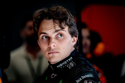 images-amp-0oOyJrw0-s2-oscar-piastri-mclaren