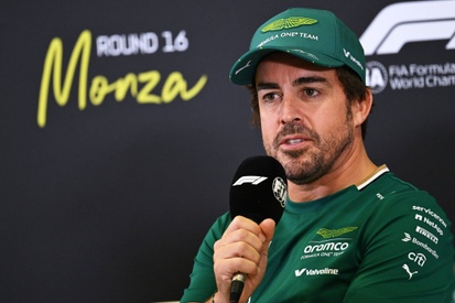 images-amp-0RrQnRA0-s2-fernando-alonso-aston-martin-r