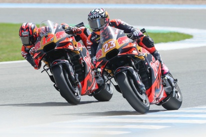 images-amp-6D1yVl70-s2-maverick-vinales-red-bull-ktm-