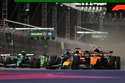 images-amp-0JXwB5oY-s2-lando-norris-mclaren-max-verst
