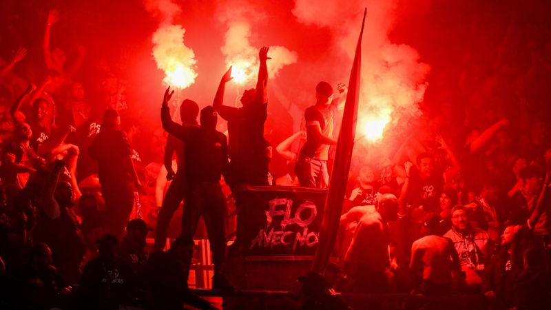 El PSG-Arsenal de Champions League deja 43 arrestos en París y un coche  embiste a aficionados | DAZN News MX