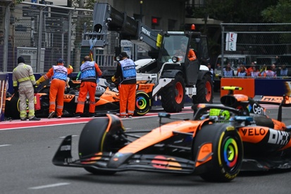 images-amp-0ZR9Jkd0-s2-lando-norris-mclaren-oscar-pia