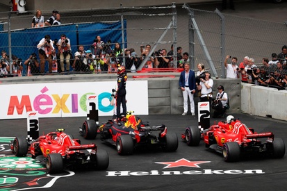 images-amp-0ZROZ8M0-s2-max-verstappen-red-bull-racing