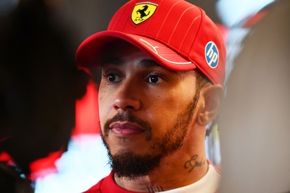images-amp-0JXweEoY-s2-lewis-hamilton-ferrari-2