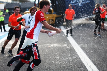 images-amp-2y7AArK6-s2-oliver-bearman-haas-f1-team