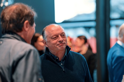 images-amp-6Al7GLNY-s2-pranzo-di-natale-scuderia-ferr-2