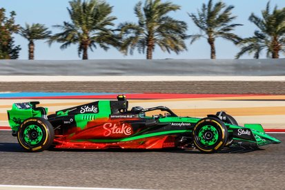 images-amp-2jX5omM6-s2-zhou-guanyu-kick-sauber-c44-2