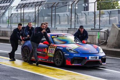 images-amp-254MOQ90-s2-el-coche-de-max-verstappen-por-2