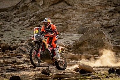 images-amp-6zoJNDj0-s2-1-red-bull-ktm-factory-racing-