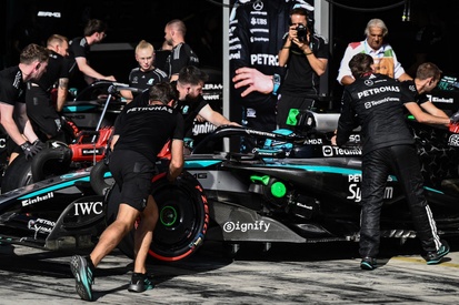 images-amp-0k7aEpD0-s2-george-russell-mercedes-2