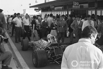 images-mgl-6AEavQk6-s2-henri-pescarolo-matra-simca-ms-1