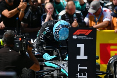 images-amp-0oOyvGD0-s2-george-russell-mercedes