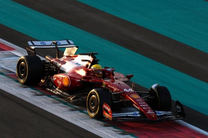 images-amp-YWKwmZBY-s2-lewis-hamilton-ferrari