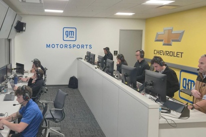 images-amp-Yv87VlE0-s2-cadillac-formula-1-team-simula