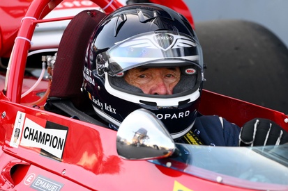 images-amp-6AErkGv6-s2-jacky-ickx-prepares-to-drive-a-2