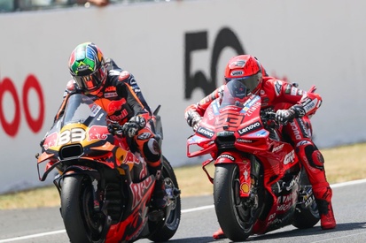 images-amp-6D1yooK0-s2-marc-marquez-ducati-team