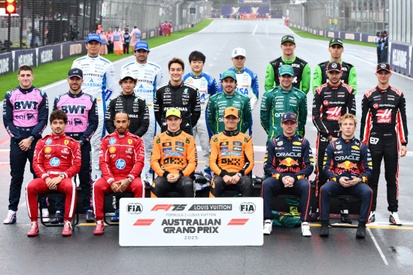 images-amp-Y99KQoLY-s2-f1-drivers-group-photo