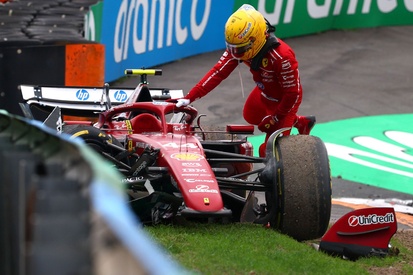 images-amp-6VRzEDG6-s2-lewis-hamilton-ferrari-crash