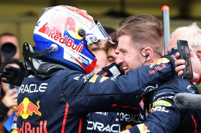 images-amp-2wBN1xW0-s2-max-verstappen-red-bull-racing