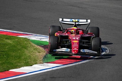 images-amp-YBVooE8Y-s2-lewis-hamilton-ferrari