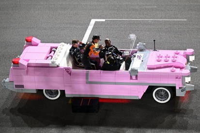 images-amp-25d34X90-s2-lando-norris-mclaren-max-verst