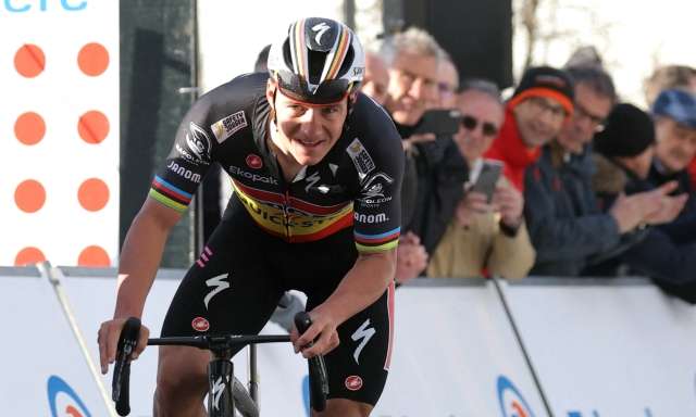 Evenepoel operato alla clavicola dopo la caduta: già dimesso