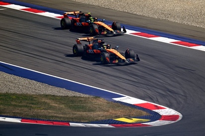 images-amp-YKE7RA10-s2-lando-norris-mclaren-oscar-pia