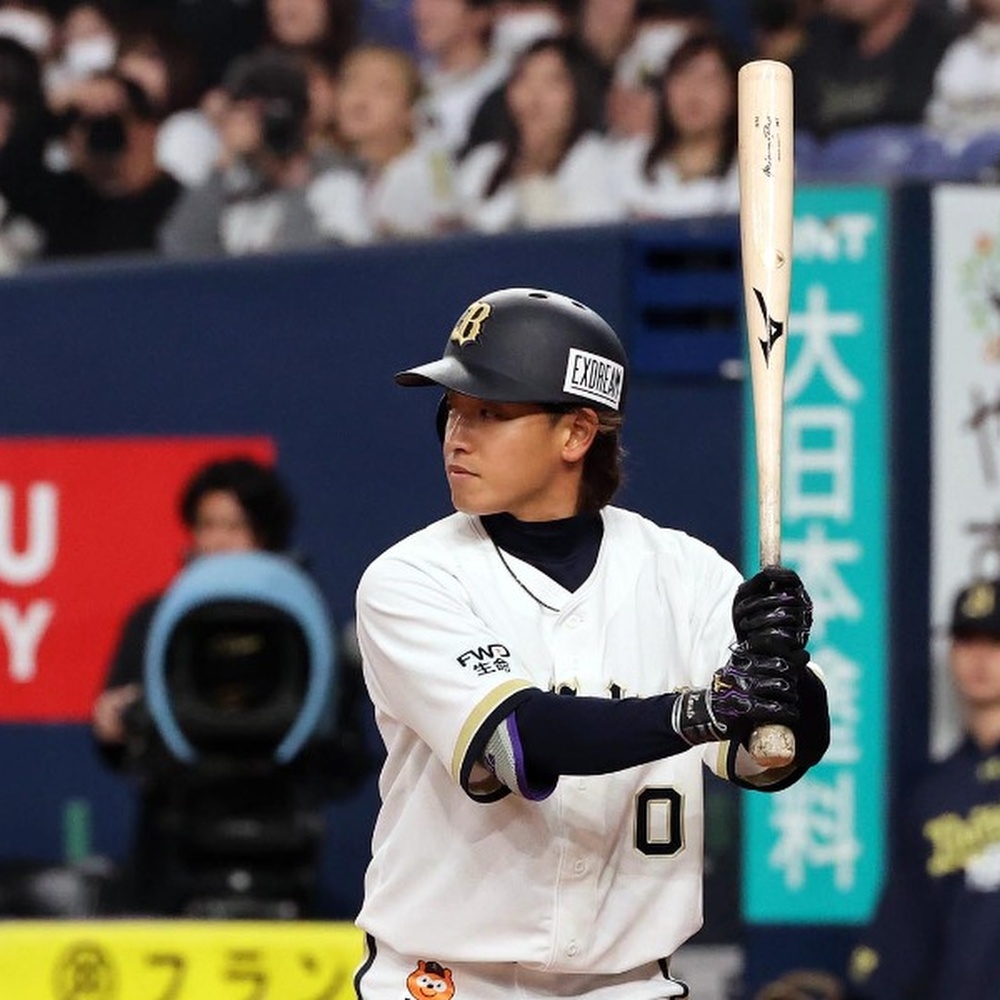 動画】かっこよすぎる西川龍馬のバット”置き” 何度でも見たくなる確信