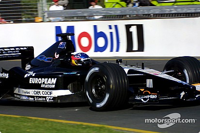 images-amp-OYvlVG0V-s2-formula-1-australian-gp-2001-f-3