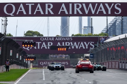 images-amp-2wlEOpqY-s2-el-coche-medico-detras-de-los-