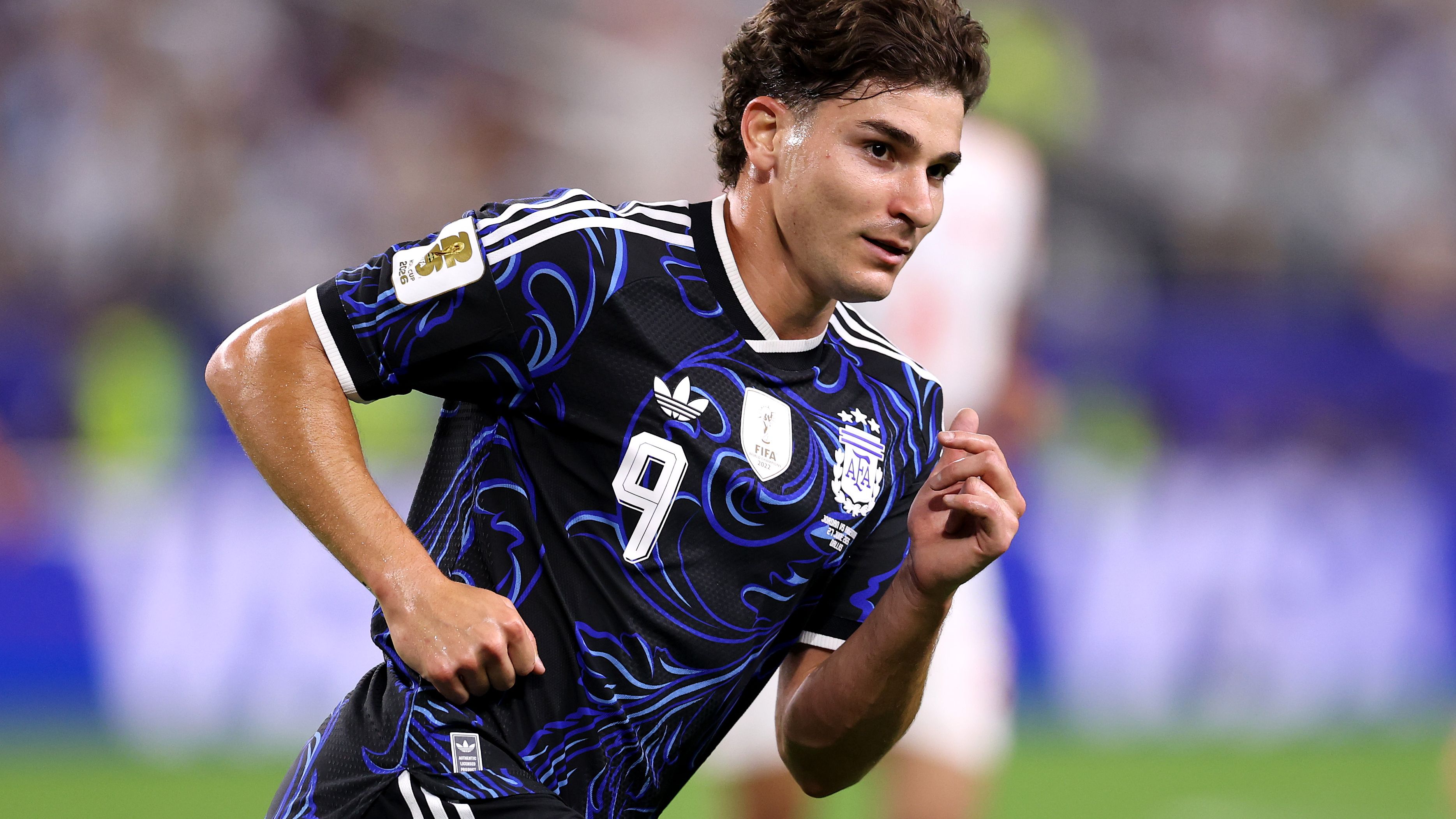 バルセロナで序列下がるピケ…引退は考慮せずと報道 | DAZN News JP