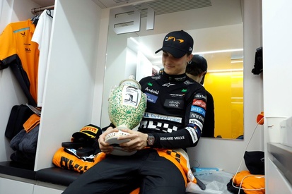 images-amp-6O1kV1N2-s2-oscar-piastri-mclaren-f1-team--3