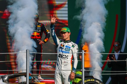 images-amp-6lmdd540-s2-lando-norris-mclaren