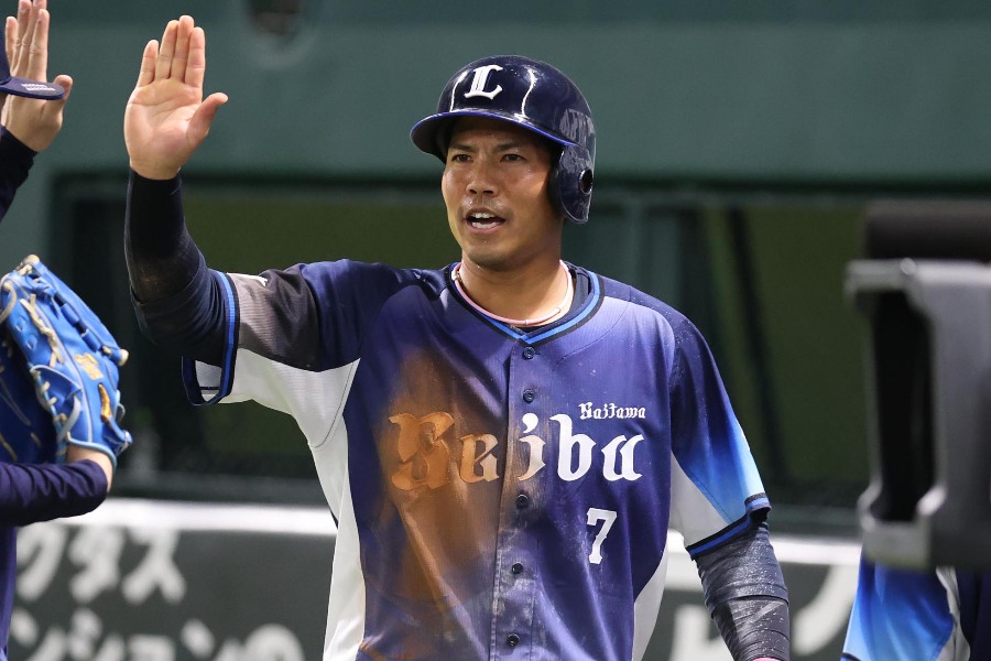 動画】東京ヤクルトスワローズが青木宣親の現役引退を発表、日米通算