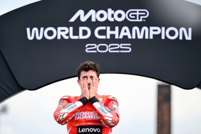 images-amp-2y3eNPK6-s2-marc-marquez-ducati-team
