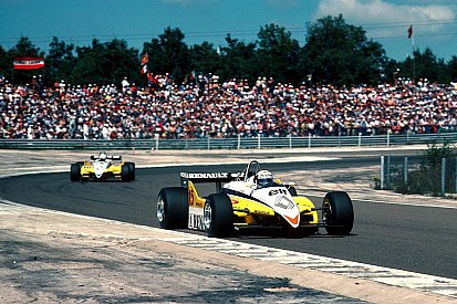 images-amp-275DLVe6-s2-formula-1-swiss-gp-1982-alain--2