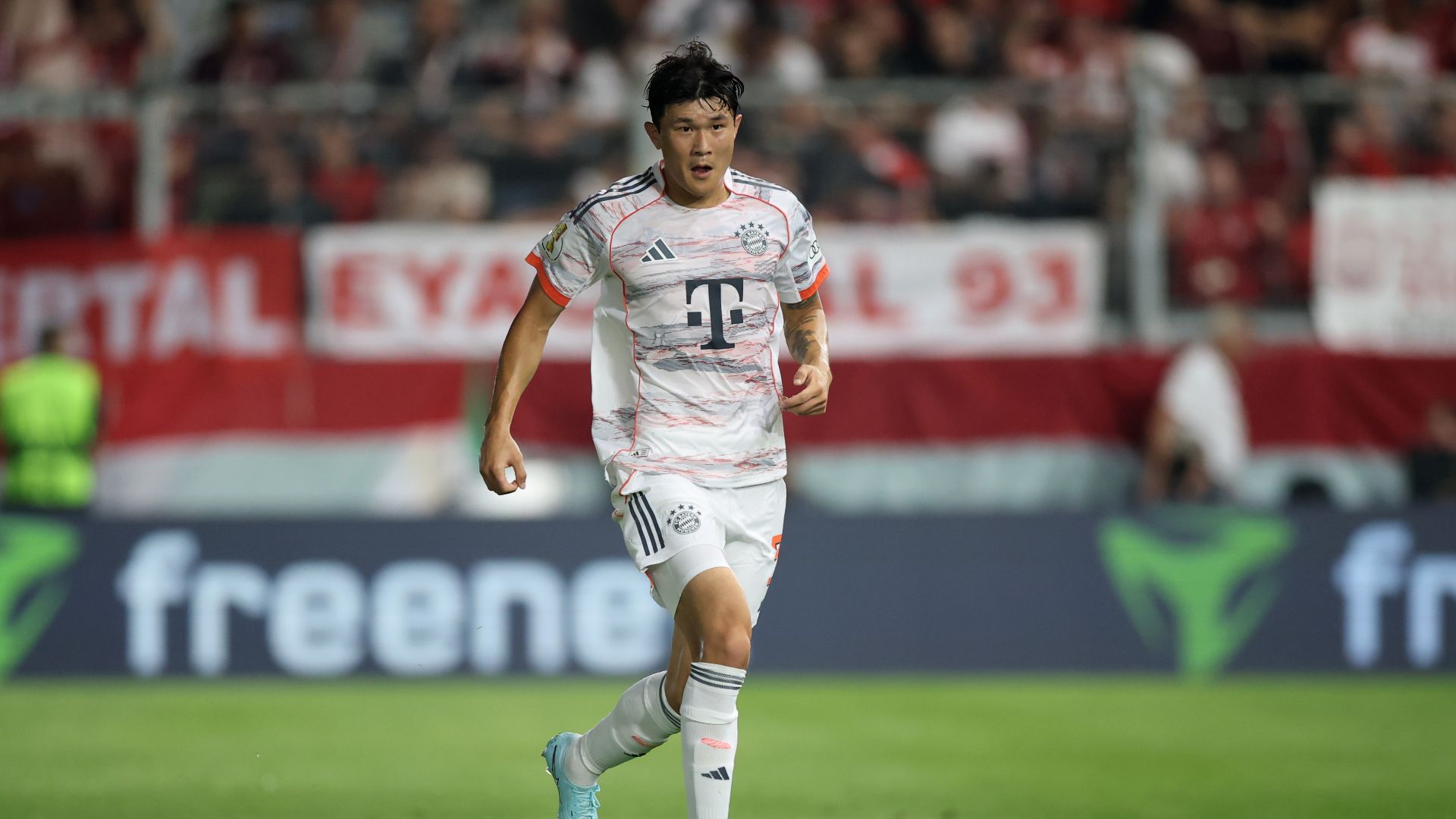 ミランの41歳イブラヒモヴィッチが現役引退を発表！「長い