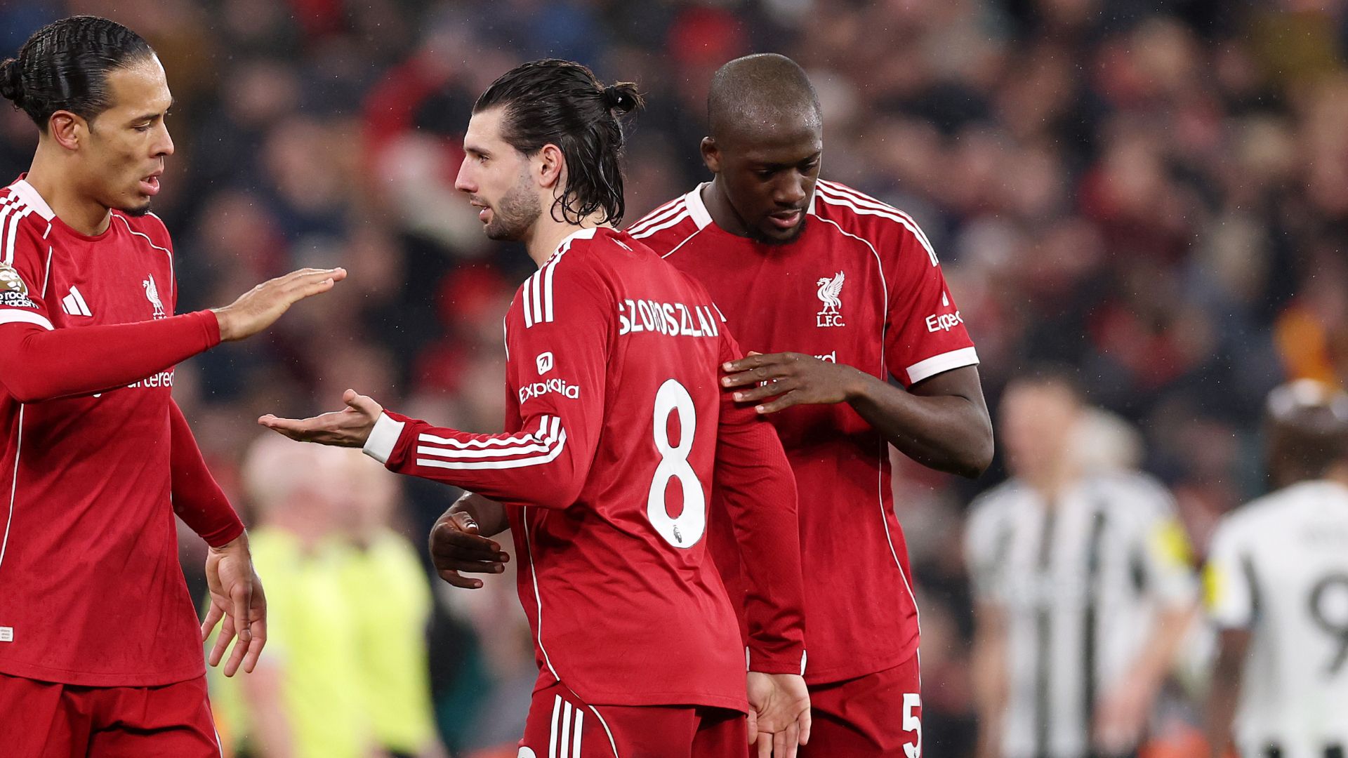 移籍情報】ウェストハム、今夏のライス放出はなしか…チェルシーなどが