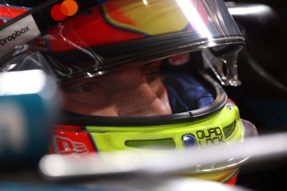 images-amp-6b7daev0-s2-oscar-piastri-mclaren-2